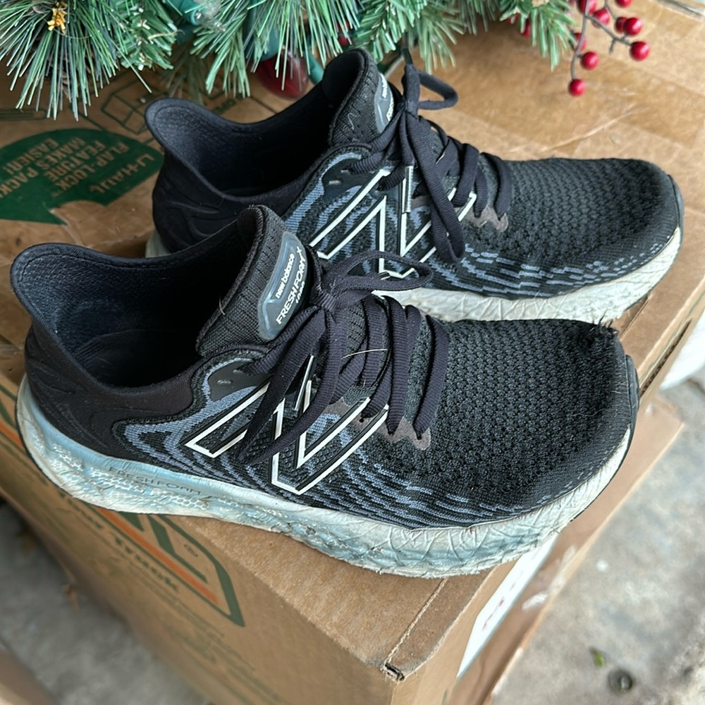 New Balance FreshFoam 1080 size 6.5 Wide 🤩 MC3